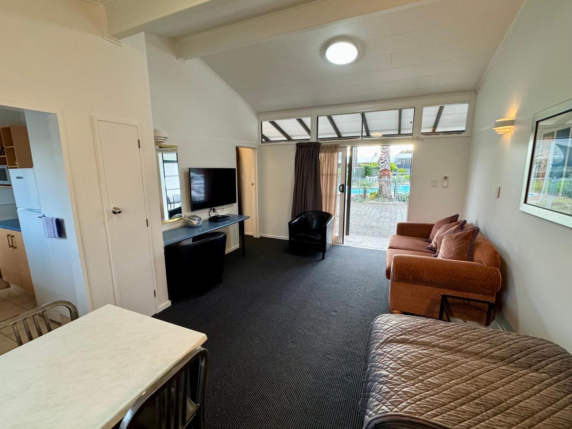 Teal Motor Lodge Gisborne Bagian luar foto